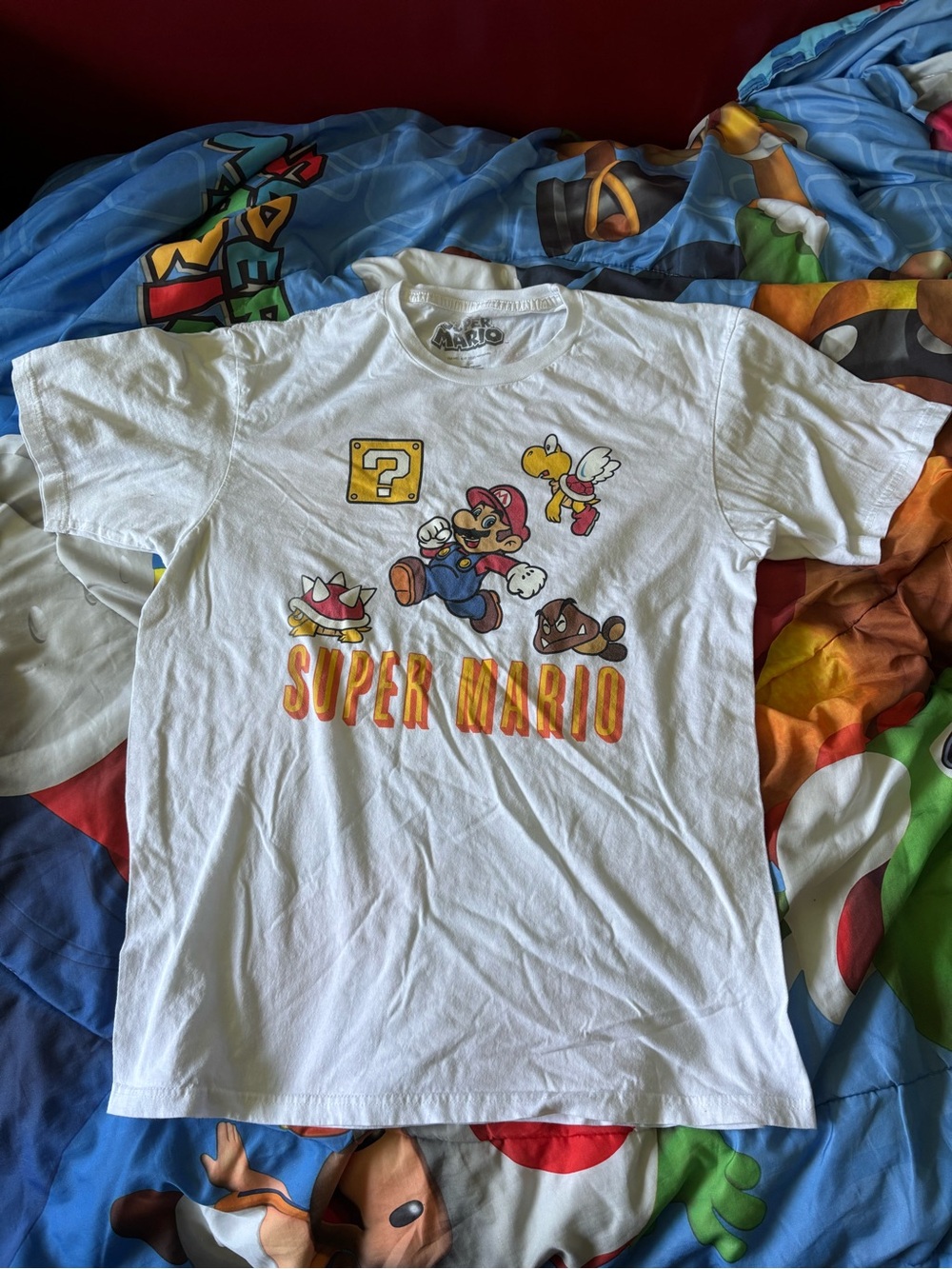 Nintendo Super Mario White Graphic Tee with Multicolor Characters